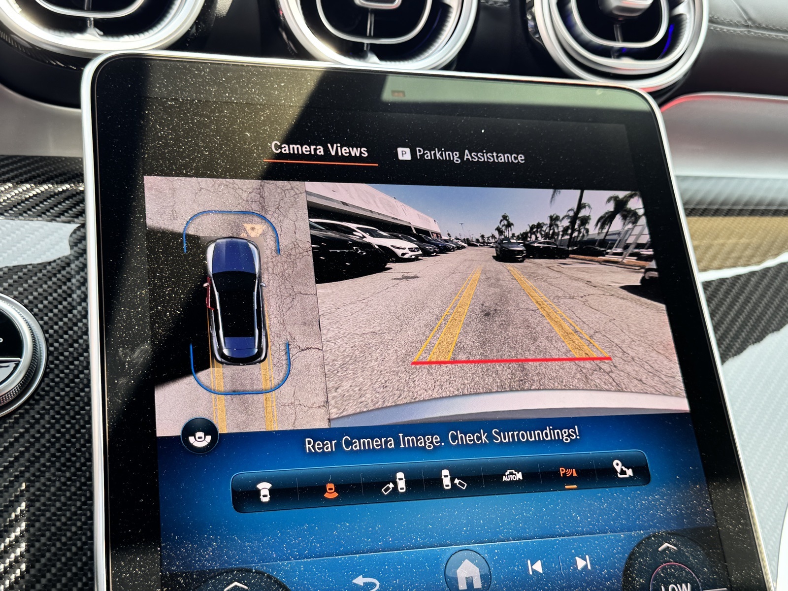Vehicle image 19 of 33