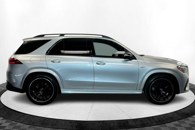 Vehicle image 4 of 25