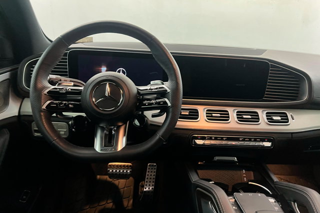 Vehicle image 12 of 25