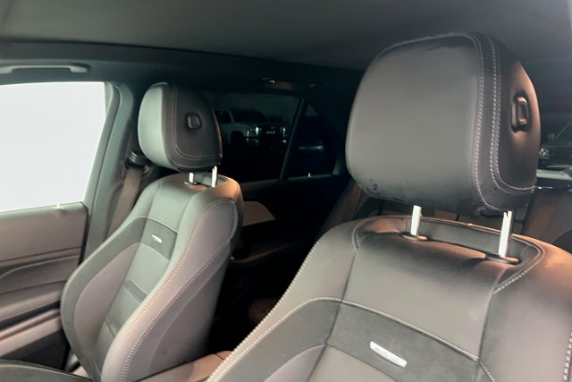 Vehicle image 16 of 25