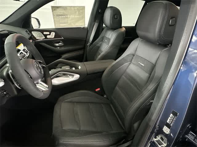 Vehicle image 19 of 39