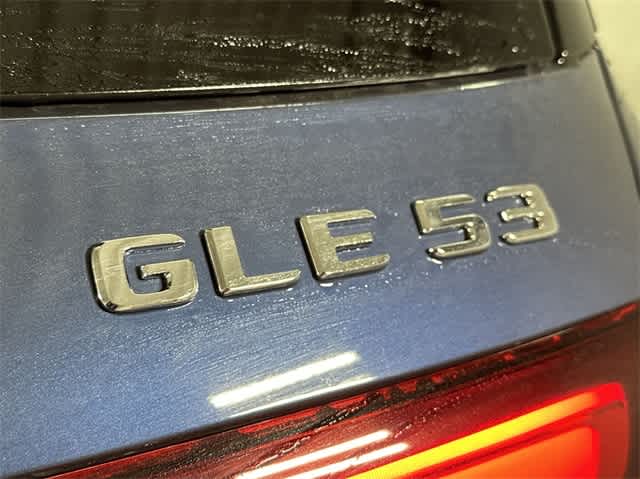 Vehicle image 37 of 39