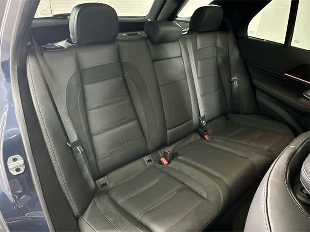 Vehicle image 18 of 39