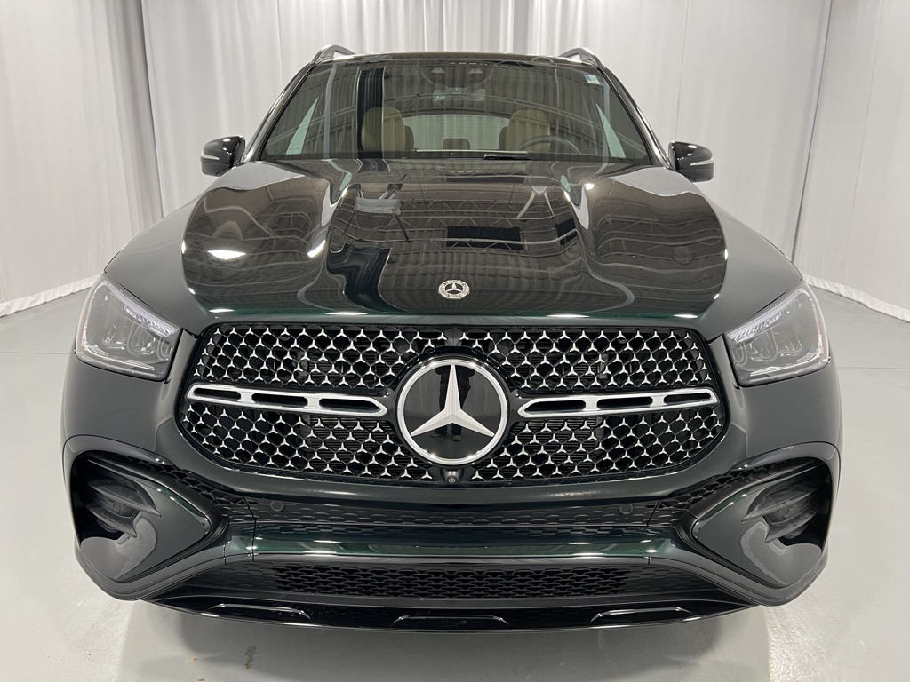 Vehicle image 2 of 24