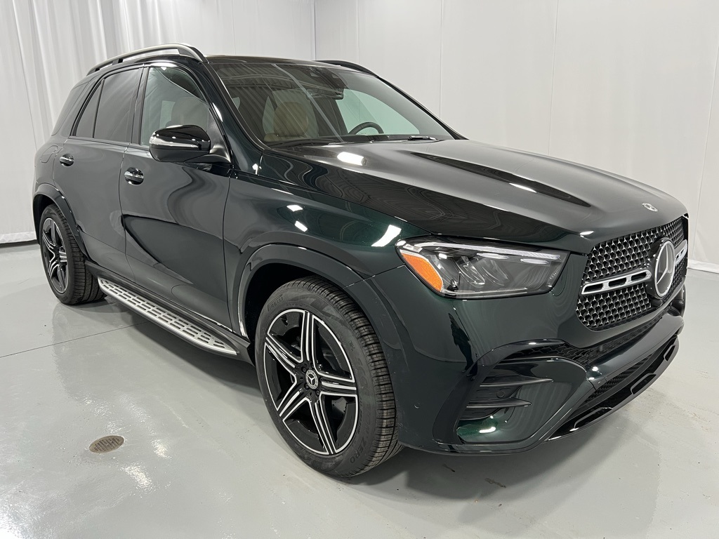 Vehicle image 3 of 24
