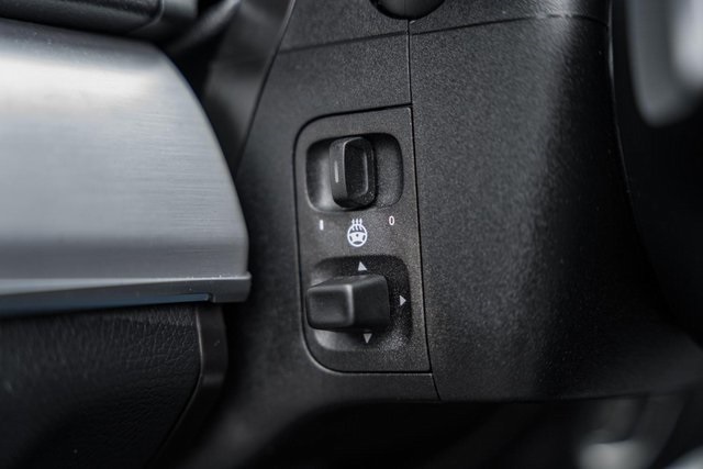 Vehicle image 42 of 45