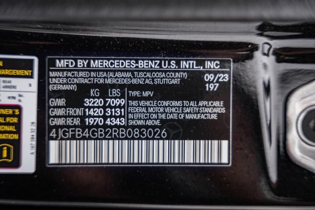 Vehicle image 41 of 45