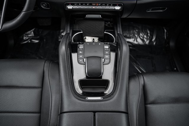 Vehicle image 26 of 45