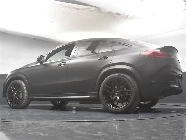 Vehicle image 24 of 51