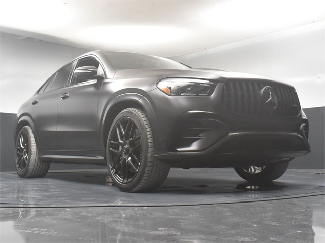 Vehicle image 4 of 51