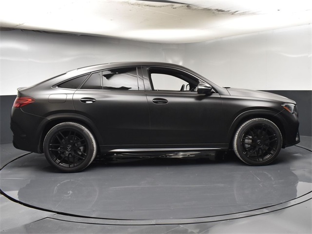 Vehicle image 10 of 51