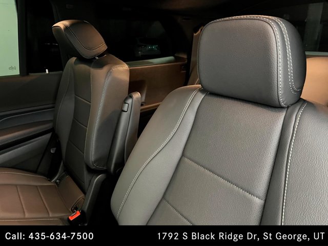 Vehicle image 20 of 26