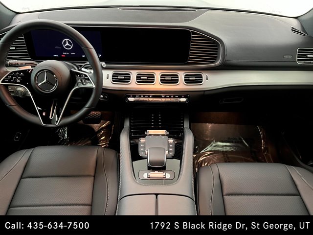Vehicle image 13 of 26