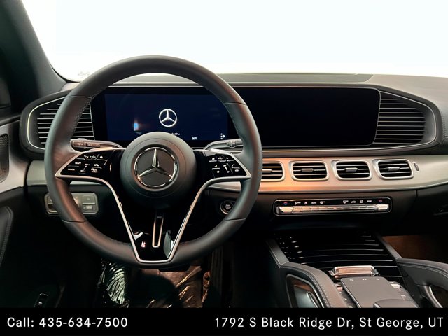 Vehicle image 12 of 26