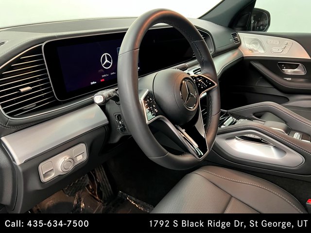 Vehicle image 15 of 26