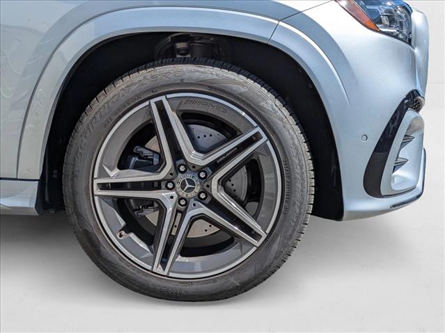 2024 Mercedes-Benz GLS 450 Image 12 of 27