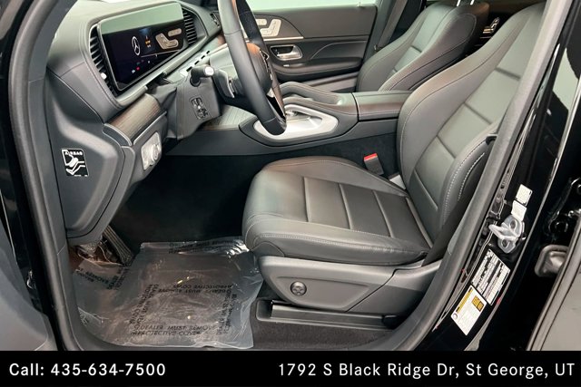 Vehicle image 17 of 26