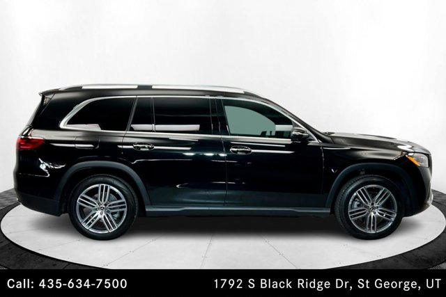 Vehicle image 4 of 26