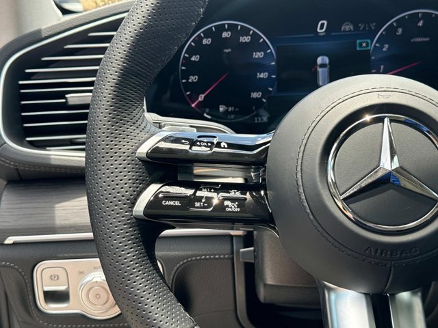 Vehicle image 27 of 29