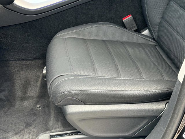 Vehicle image 12 of 29