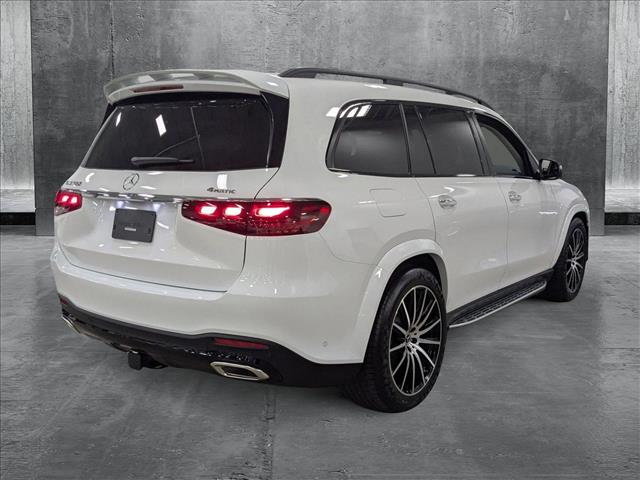 Vehicle image 5 of 26