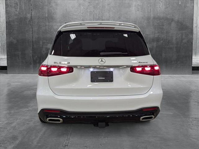Vehicle image 6 of 26
