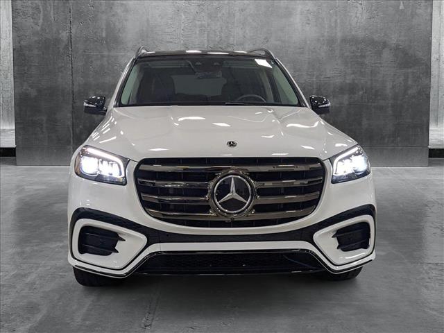 Vehicle image 2 of 26