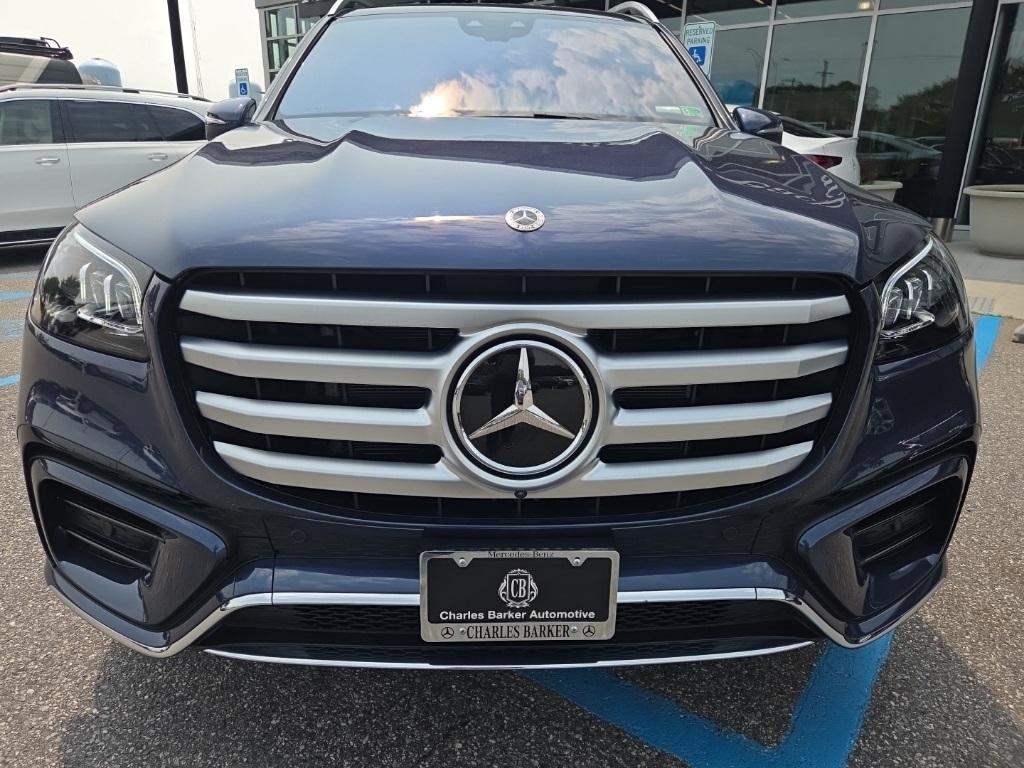 Vehicle image 43 of 45
