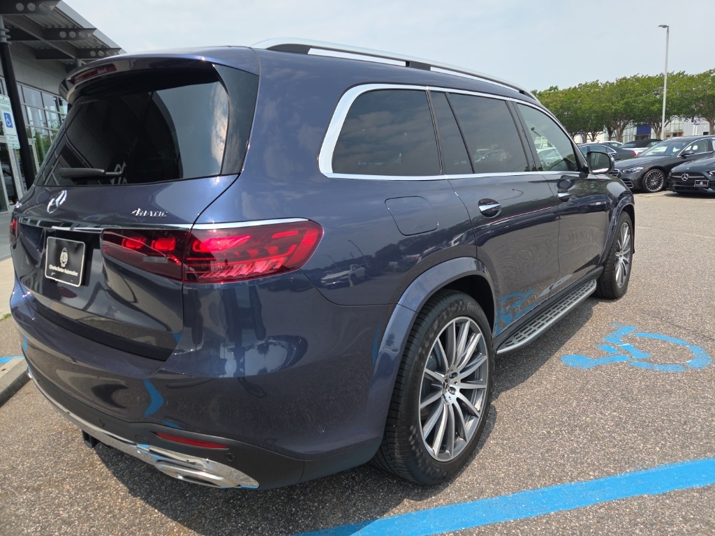 Vehicle image 4 of 45