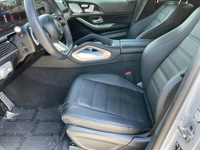 Vehicle image 16 of 25