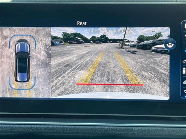 Vehicle image 13 of 25