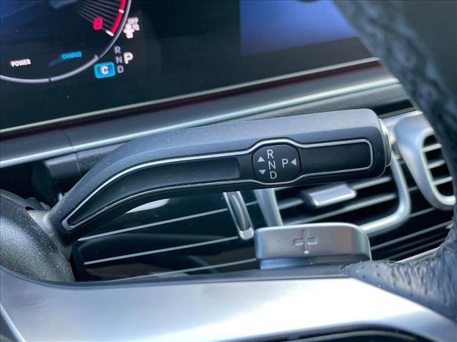 Vehicle image 12 of 25