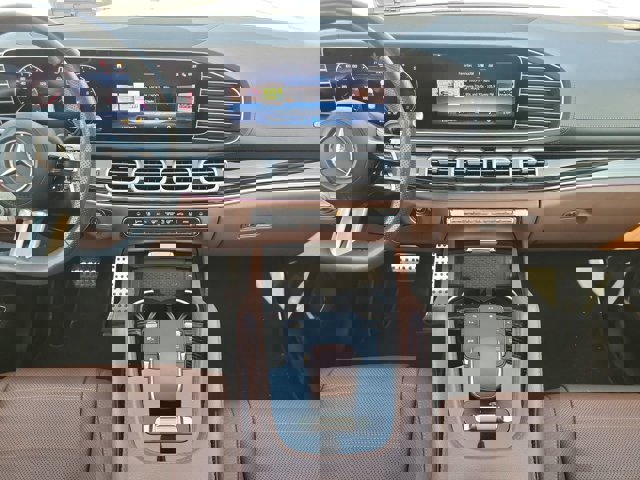 Vehicle image 13 of 33