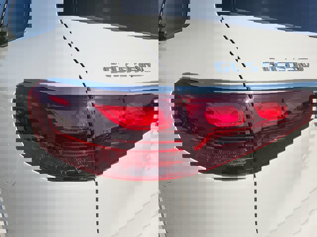 Vehicle image 5 of 33