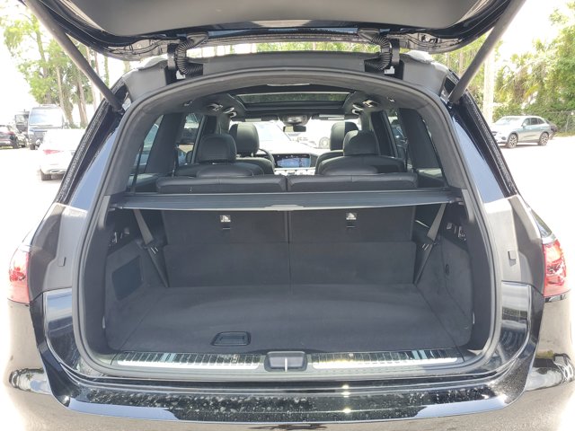 Vehicle image 8 of 39