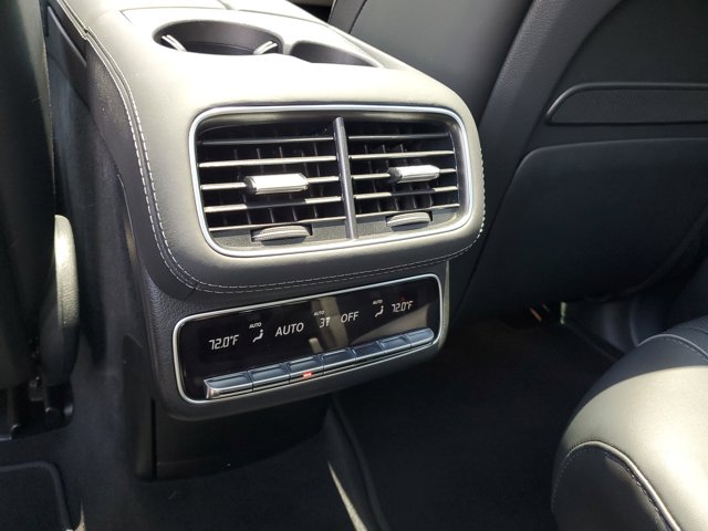 Vehicle image 14 of 39