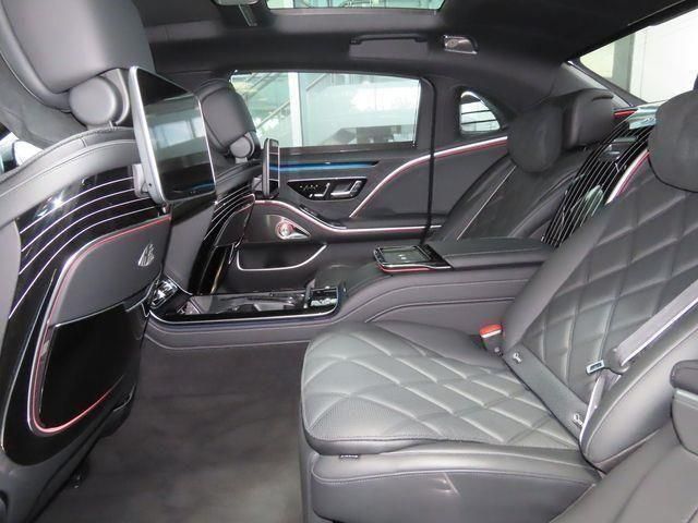 Vehicle image 9 of 31