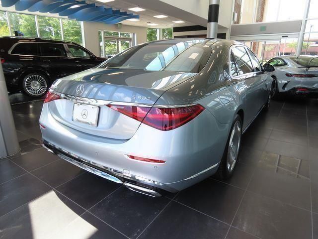 Vehicle image 4 of 31