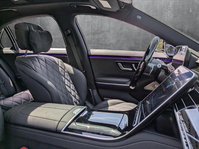 Vehicle image 24 of 28
