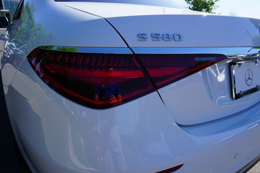 Vehicle image 14 of 73