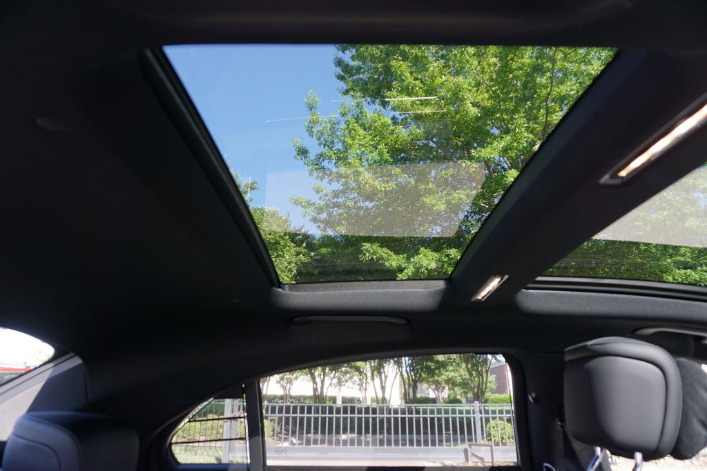 Vehicle image 51 of 73