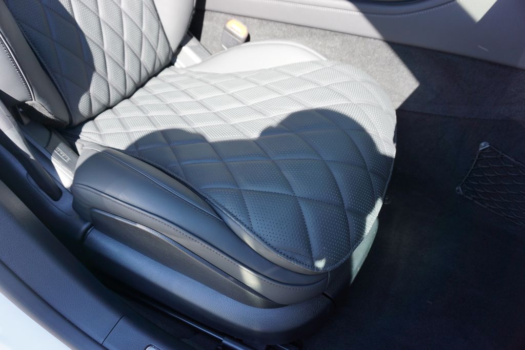 Vehicle image 58 of 73