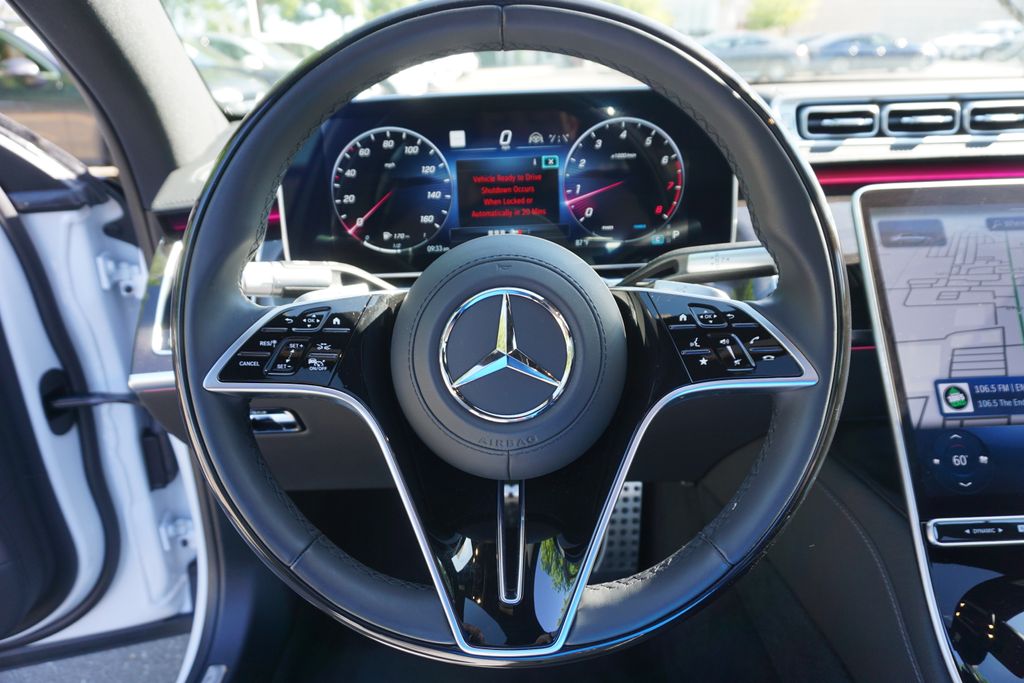 Vehicle image 28 of 73