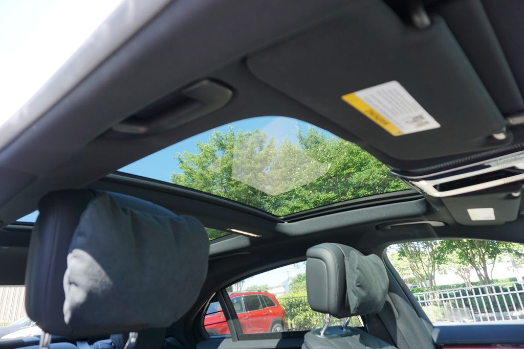Vehicle image 56 of 73