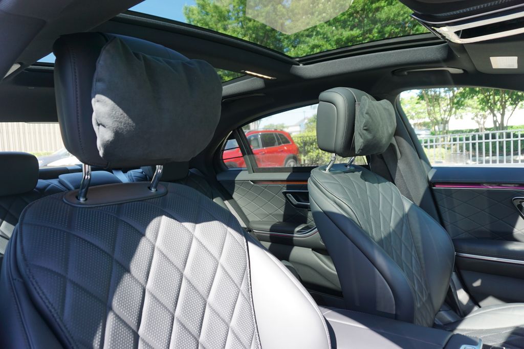 Vehicle image 57 of 73