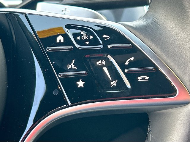 Vehicle image 27 of 39
