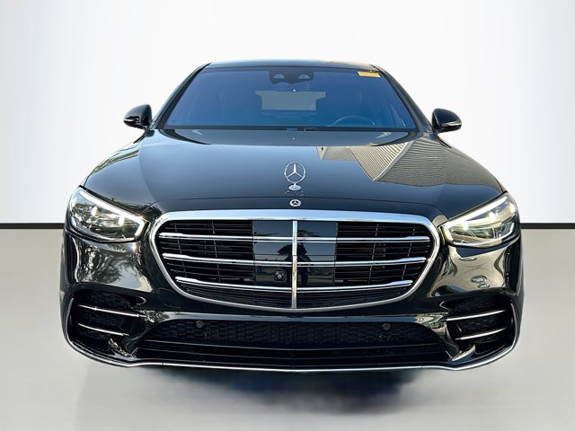 Vehicle image 2 of 39
