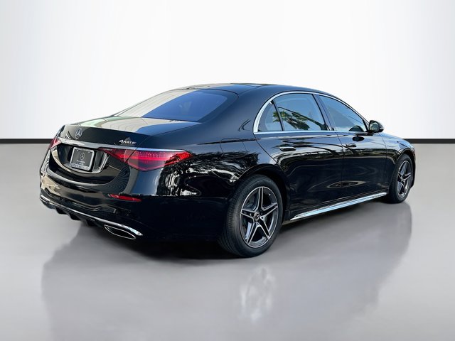 Vehicle image 3 of 39