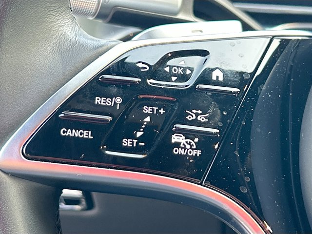 Vehicle image 23 of 39