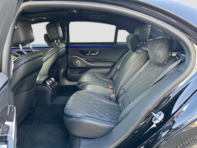 Vehicle image 29 of 39